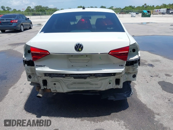 2016 Volkswagen Passat S z VIN 1VWAT7A33GC056162, wystawiony jako IAAI lot #42476725 z przebiegiem 88 872 mil mil oraz . Historia ofert i sprzedaży dostępna na DreamBid. Obrazek 6.