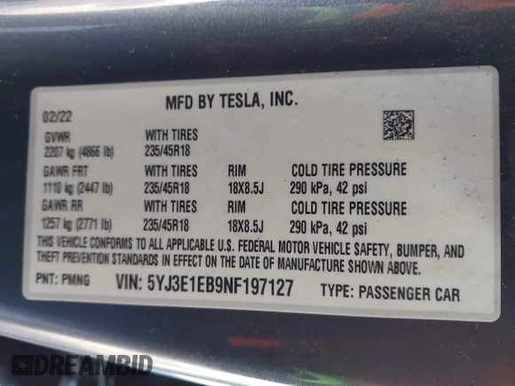 2022 Tesla Model 3 Long Range z VIN 5YJ3E1EB9NF197127, wystawiony jako IAAI lot #41366323 z przebiegiem 56 559 mil mil oraz . Historia ofert i sprzedaży dostępna na DreamBid. Obrazek 9.