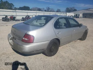2001 Nissan Altima GXE with VIN 1N4DL01D61C131837, listed as a Copart auction lot 89074645 with 197,259 mi miles and Salvage Title. Bid and sale history available at carsss.com. Image 3.