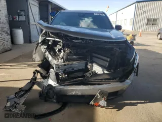 2024 Chevrolet Traverse FWD LT with VIN 1GNERGKS8RJ209410, listed as a Copart auction lot 71764784 with 960 mi miles and Salvage Title. Bid and sale history available at carsss.com. Image 5.