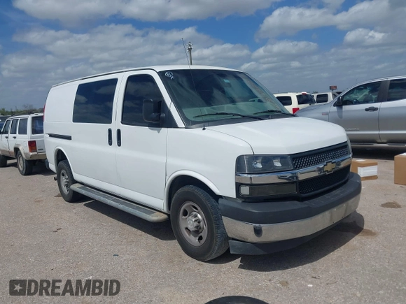 2018 Chevrolet Express Cargo Van with VIN 1GCWGAFG8J1906084, listed as a IAAI auction lot 41814922 with 162,977 mi miles. Bid and sale history available at carsss.com. Image 1.