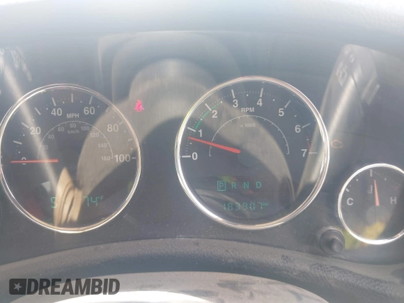 2015 Jeep Wrangler Unlimited Sport RHD with VIN 1C4BJWKG4FL679572, listed as a IAAI auction lot 42568920 with 183,907 mi miles and . Bid and sale history available at DreamBid. Image 7.