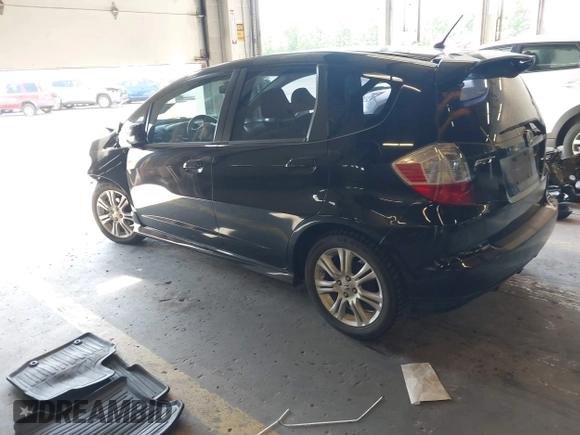2010 Honda Fit Sport with VIN JHMGE8H46AS016942, listed as a IAAI auction lot 42206051 with 183,846 mi miles and . Bid and sale history available at DreamBid. Image 3.