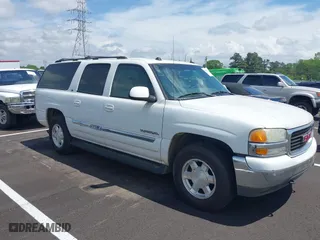 2004 GMC Yukon XL SLT with VIN 3GKFK16ZX4G165737, listed as a IAAI auction lot 42066815 with 240,063 mi miles. Bid and sale history available at carsss.com. Image 1.