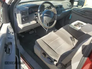 2002 Ford F-250 XL with VIN 1FTNX20F02EB64128, listed as a Copart auction lot 51979895 with 162,117 mi miles and Salvage title. Bid and sale history available at DreamBid. Image 8.