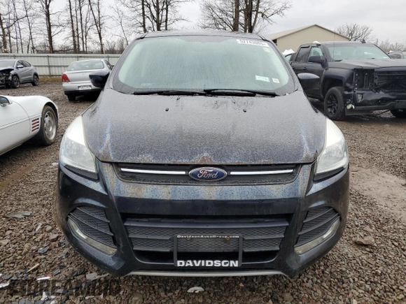 2015 Ford Escape SE with VIN 1FMCU9GX6FUB01873, listed as a Copart auction lot 52743085 with 165,192 mi miles and Clean Title. Bid and sale history available at carsss.com. Image 5.