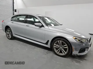 2018 BMW 7 Series ALPINA B7 xDrive z VIN WBA7F2C51JG423580, wystawiony jako Copart lot #49334015 z przebiegiem 118 513 mil mil oraz Czysty tytuł • Clean title. Historia ofert i sprzedaży dostępna na DreamBid. Obrazek 4.