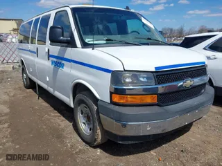 2017 Chevrolet Express Passenger LT with VIN 1GAZGPFF4H1242182, listed as a IAAI auction lot 42020122 with 51,100 mi miles. Bid and sale history available at carsss.com. Image 1.