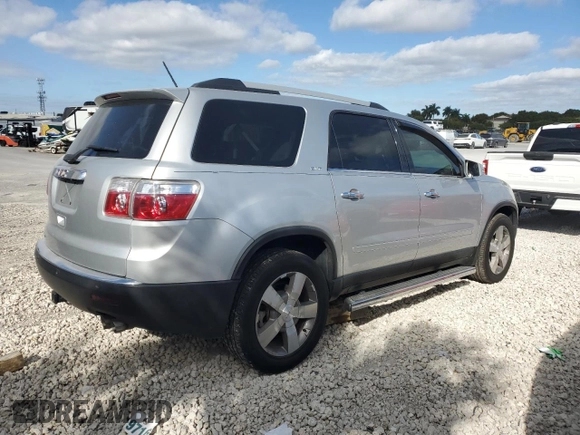2010 GMC Acadia SLT1 with VIN 1GKLRMED5AJ152698, listed as a Copart auction lot 88130845 with 123,862 mi miles and Salvage title. Bid and sale history available at DreamBid. Image 3.