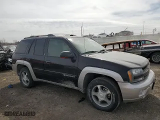2004 Chevrolet TrailBlazer LS with VIN 1GNDT13S642209417, listed as a Copart auction lot 49528795 with 146,765 mi miles and Clean Title. Bid and sale history available at carsss.com. Image 4.