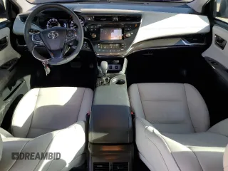 2017 Toyota Avalon XLE z VIN 4T1BK1EB2HU261102, wystawiony jako Copart lot #52179275 z przebiegiem 34 006 mil mil oraz Szkoda całkowita • Salvage title. Historia ofert i sprzedaży dostępna na DreamBid. Obrazek 8.