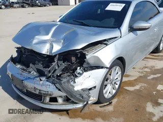 2012 Volkswagen Eos Komfort with VIN WVWBW7AH5CV005738, listed as a IAAI auction lot 41619744 with 131,340 mi miles and . Bid and sale history available at DreamBid. Image 6.