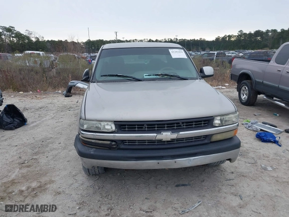 2000 Chevrolet Silverado 1500 LS with VIN 2GCEC19T1Y1250072, listed as a IAAI auction lot 41281039 with 263,179 mi miles. Bid and sale history available at carsss.com. Image 13.