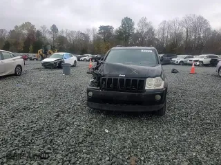 2005 Jeep Grand Cherokee Laredo with VIN 1J4GS48N35C505126, listed as a Copart auction lot 81670794 with 224,096 mi miles and Salvage Title. Bid and sale history available at carsss.com. Image 12.
