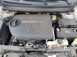 2019 Jeep Cherokee Trailhawk z VIN 1C4PJMBX0KD127324, wystawiony jako Copart lot #50821445 z przebiegiem 88 604 mil mil oraz Szkoda całkowita • Salvage title. Historia ofert i sprzedaży dostępna na DreamBid. Obrazek 12.