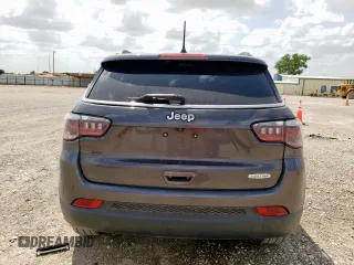 2019 Jeep Compass Latitude с VIN 3C4NJCBBXKT726442, выставлен на аукционе Copart как лот 61776265 с пробегом 63 934 миль миль и Списание • Salvage title. История ставок и продаж доступна на DreamBid. Изображение 6.