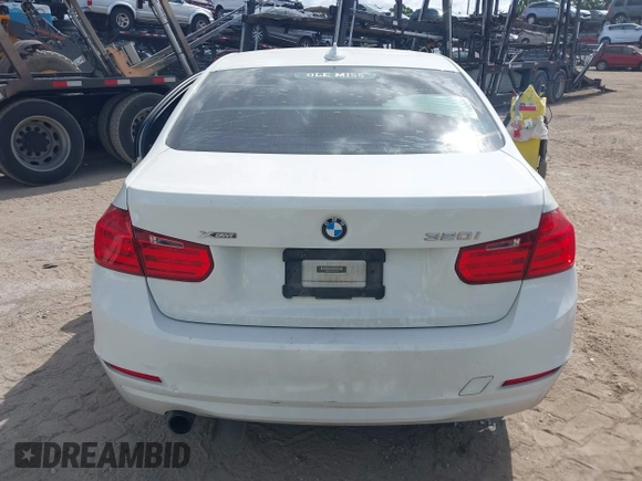 2015 BMW 3 Series 320i xDrive with VIN WBA3C3C58FK201748, listed as a IAAI auction lot 42678404 with 115,043 mi miles and . Bid and sale history available at DreamBid. Image 16.