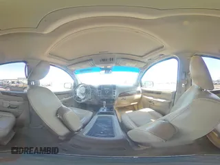 2011 Nissan Armada Platinum z VIN 5N1AA0NC7BN613402, wystawiony jako Copart lot #53395735 z przebiegiem 203 583 mil mil oraz Szkoda całkowita • Salvage title. Historia ofert i sprzedaży dostępna na DreamBid. Obrazek 14.