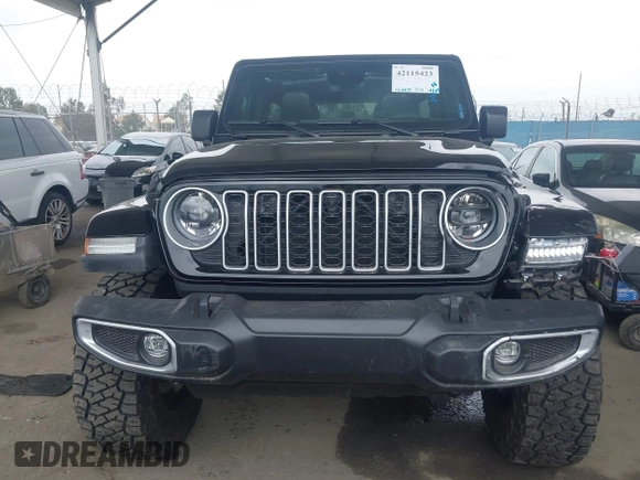 2024 Jeep Wrangler Sahara with VIN 1C4PJXEN0RW107875, listed as a IAAI auction lot 42115423 with 10,625 mi miles and . Bid and sale history available at carsss.com. Image 12.
