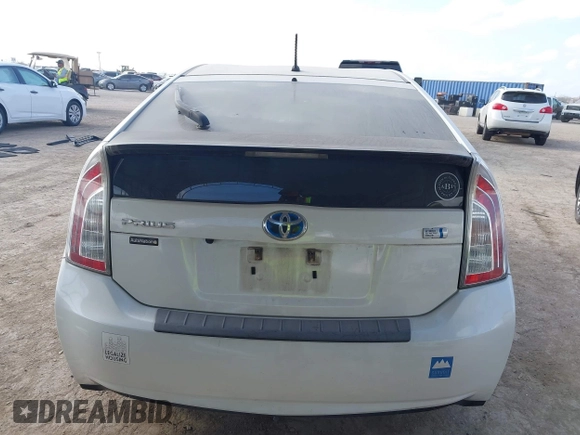 2013 Toyota Prius One with VIN JTDKN3DU0D5678426, listed as a IAAI auction lot 41517640 with 121,740 mi miles. Bid and sale history available at carsss.com. Image 16.