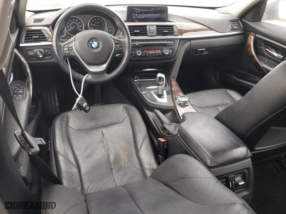 2014 BMW 3 Series 328i xDrive with VIN WBA3B5C53EP542863, listed as a Copart auction lot 49321575 with 138,842 mi miles and Salvage Title. Bid and sale history available at carsss.com. Image 8.