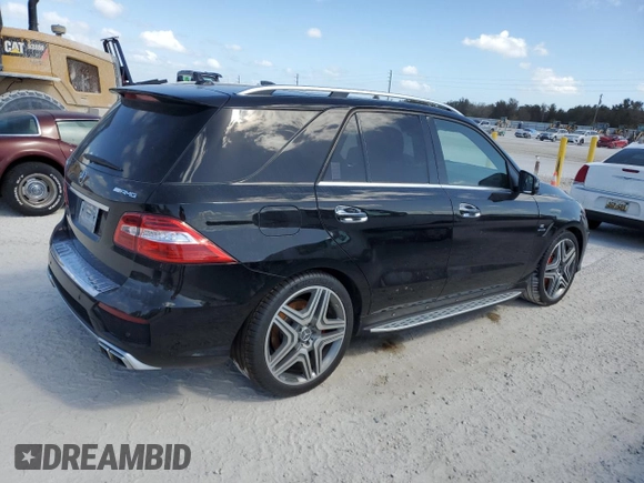 2015 Mercedes-Benz M 63 AMG with VIN 4JGDA7EB1FA470876, listed as a Copart auction lot 77074354 with Not Provided miles and Salvage Title. Bid and sale history available at carsss.com. Image 3.