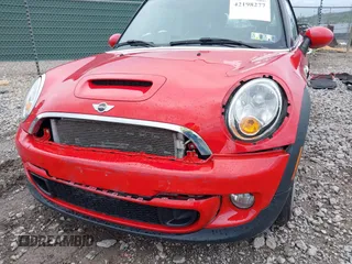 2014 MINI Convertible S с VIN WMWZP3C52ET706272, выставлен на аукционе IAAI как лот 42198277 с пробегом 40 372 миль миль и . История ставок и продаж доступна на DreamBid. Изображение 6.