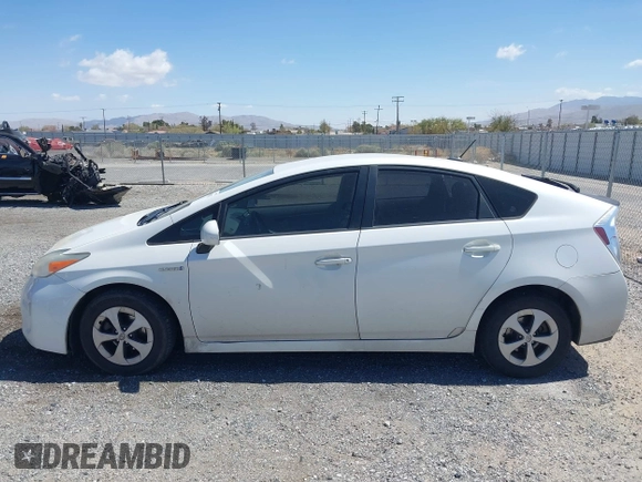 2013 Toyota Prius One with VIN JTDKN3DU7D0340440, listed as a IAAI auction lot 41940223 with 177,542 mi miles. Bid and sale history available at carsss.com. Image 14.
