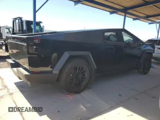 2024 Tesla Cybertruck Cyberbeast z VIN 7G2CEHEE0RA030822, wystawiony jako Copart lot #57177875 z przebiegiem 14 625 mil mil oraz Szkody całkowita. Historia ofert i sprzedaży dostępna na DreamBid. Obrazek 3.