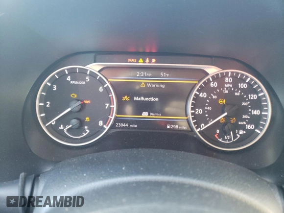 2021 Nissan Sentra SR with VIN 3N1AB8DV9MY330639, listed as a Copart auction lot 82703204 with 23,044 mi miles and Salvage Title. Bid and sale history available at DreamBid. Image 9.