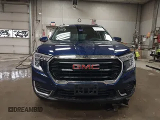 2023 GMC Terrain SLE with VIN 3GKALTEG9PL137698, listed as a IAAI auction lot 41062738 with 29,134 mi miles. Bid and sale history available at carsss.com. Image 13.