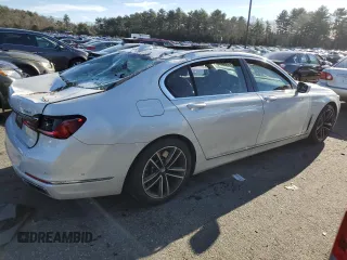 2021 BMW 7 Series 750i xDrive with VIN WBA7U2C01MCF48782, listed as a Copart auction lot 81428793 with 22,735 mi miles. Bid and sale history available at carsss.com. Image 3.