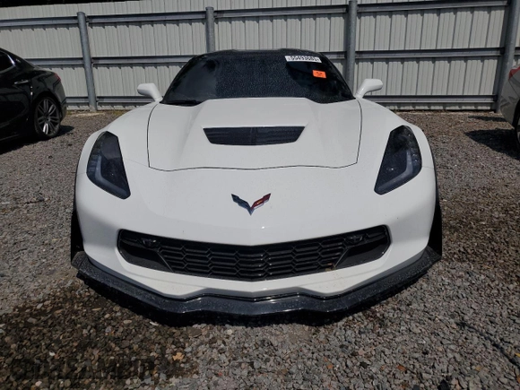 2016 Chevrolet Corvette Z06 3LZ z VIN 1G1YU2D63G5600213, wystawiony jako Copart lot #55493685 z przebiegiem Nie podano mil oraz Nie do naprawy • Non repairable. Historia ofert i sprzedaży dostępna na DreamBid. Obrazek 5.