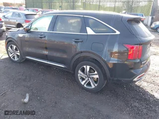 2023 Kia Sorento Hybrid EX with VIN KNDRHDLGXP5202048, listed as a IAAI auction lot 41124840 with 25,706 mi miles. Bid and sale history available at carsss.com. Image 3.