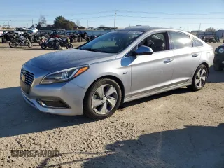 2016 Hyundai Sonata Hybrid Limited with VIN KMHE34L14GA033446, listed as a Copart auction lot 88531645 with 90,520 mi miles and Salvage Title. Bid and sale history available at carsss.com. Image 1.