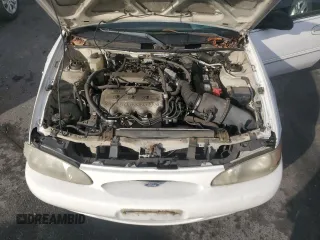 1998 Ford Escort SE z VIN 1FAFP13P2WW324678, wystawiony jako Copart lot #48726065 z przebiegiem 135 540 mil mil oraz Szkody całkowita. Historia ofert i sprzedaży dostępna na DreamBid. Obrazek 11.
