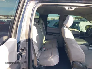 2016 Ford F-150 XLT with VIN 1FTEX1EP2GKE42449, listed as a IAAI auction lot 40754639 with 96,695 mi miles. Bid and sale history available at carsss.com. Image 8.