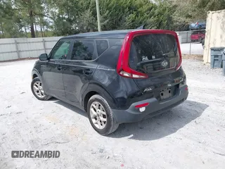 2020 Kia Soul LX with VIN KNDJ23AU2L7720185, listed as a IAAI auction lot 41796717 with 69,635 mi miles. Bid and sale history available at carsss.com. Image 3.