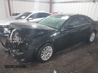 2010 Cadillac CTS с VIN 1G6DA5EG3A0132904, выставлен на аукционе IAAI как лот 42603430 с пробегом 180 977 миль миль и . История ставок и продаж доступна на DreamBid. Изображение 2.