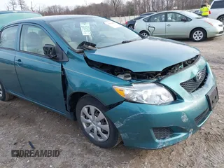 2009 Toyota Corolla with VIN JTDBL40E29J017358, listed as a IAAI auction lot 41041604 with 233,205 mi miles. Bid and sale history available at carsss.com. Image 17.