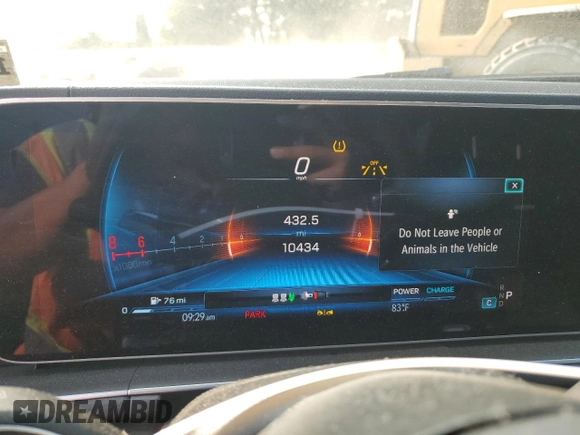 2024 Mercedes-Benz GLE 53 AMG with VIN 4JGFB6BB1RB104581, listed as a Copart auction lot 66413344 with 10,434 mi miles and Salvage title. Bid and sale history available at DreamBid. Image 9.