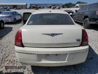 2007 Chrysler 300 Signature with VIN 2C3KA53G87H702573, listed as a Copart auction lot 70526494 with 170,843 mi miles and Salvage Title. Bid and sale history available at carsss.com. Image 6.