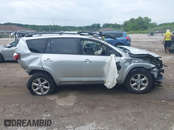 2010 Toyota RAV4 Limited с VIN JTMDF4DV9A5024329, выставлен на аукционе IAAI как лот 42685090 с пробегом Не указан миль и . История ставок и продаж доступна на DreamBid. Изображение 13.