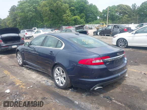 2009 Jaguar XF Luxury z VIN SAJWA05B29HR23758, wystawiony jako IAAI lot #42280805 z przebiegiem 249 400 mil mil oraz . Historia ofert i sprzedaży dostępna na DreamBid. Obrazek 3.