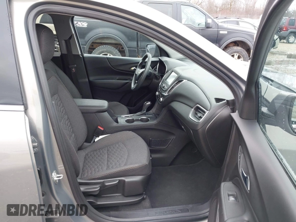 2018 Chevrolet Equinox LT with VIN 3GNAXSEV9JS506007, listed as a IAAI auction lot 42061597 with 92,021 mi miles and . Bid and sale history available at carsss.com. Image 5.