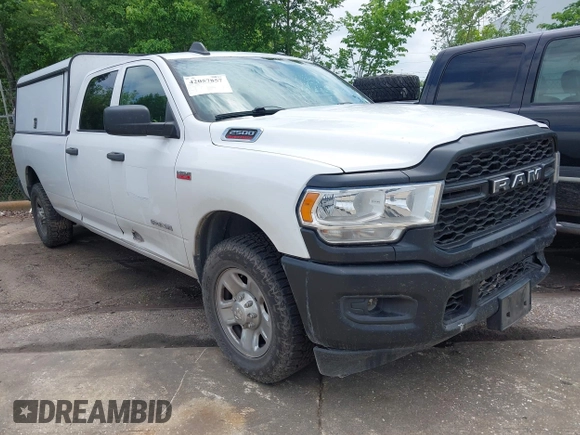 2019 Ram 2500 Tradesman with VIN 3C6UR4HJ9KG600789, listed as a IAAI auction lot 42057857 with 177,514 mi miles. Bid and sale history available at carsss.com. Image 1.