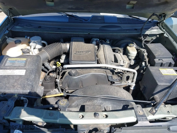2004 Chevrolet TrailBlazer LS with VIN 1GNDT13S442359669, listed as a IAAI auction lot 42049642 with 111,817 mi miles. Bid and sale history available at carsss.com. Image 10.