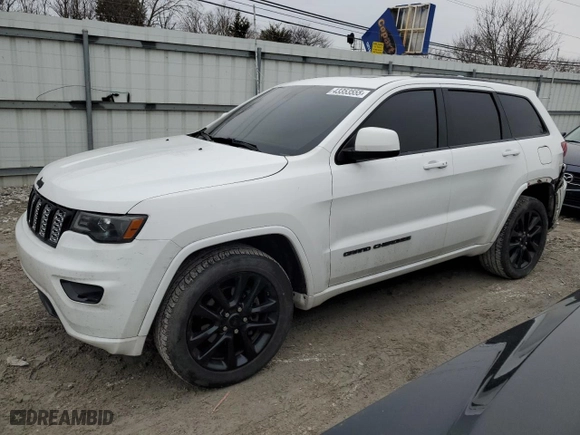 2018 Jeep Grand Cherokee Laredo E with VIN 1C4RJFAG5JC367110, listed as a Copart auction lot 43353555 with 104,012 mi miles and Salvage Title. Bid and sale history available at carsss.com. Image 1.