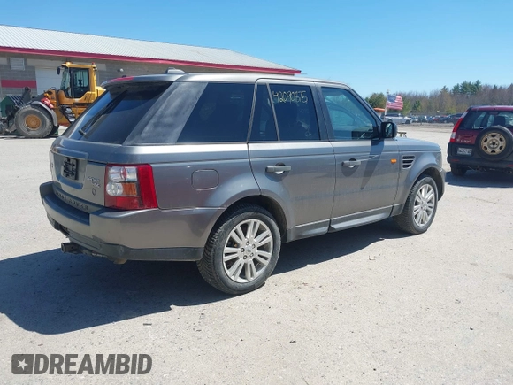 2008 Land Rover Range Rover Sport HSE with VIN SALSF25478A166352, listed as a IAAI auction lot 42090875 with 171,843 mi miles. Bid and sale history available at carsss.com. Image 4.