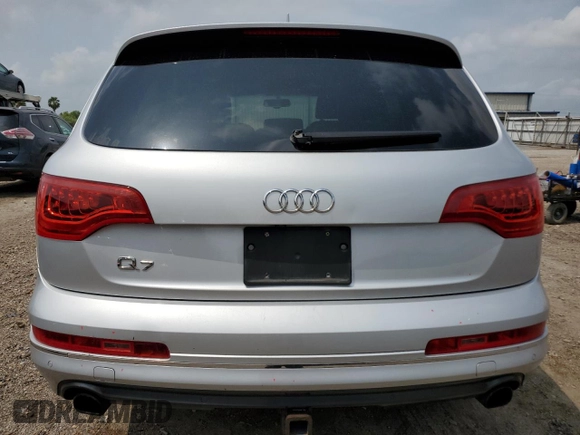 2013 Audi Q7 Premium Plus z VIN WA1LGAFE5DD010324, wystawiony jako Copart lot #54022435 z przebiegiem 107 989 mil mil oraz Szkoda całkowita • Salvage title. Historia ofert i sprzedaży dostępna na DreamBid. Obrazek 6.